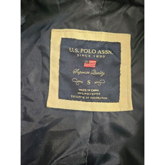 U.S. Polo ASSN, Puff Jacket, size Small - Picture 4 of 10